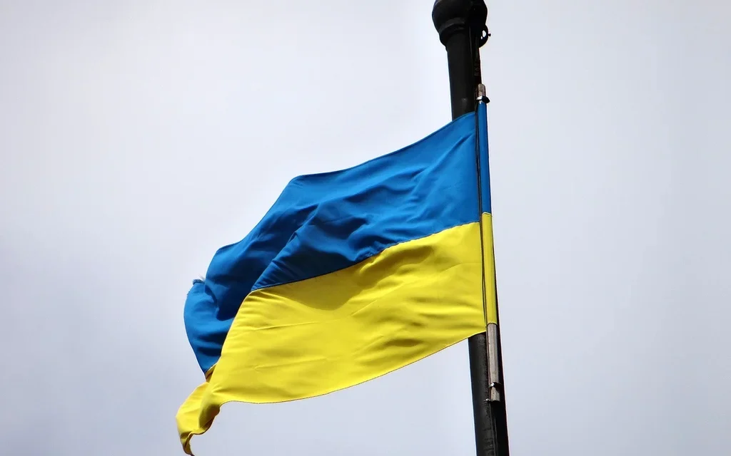 https://abovosolutions.pl/wp-content/uploads/2024/10/ukrainian-flag-2914923_1280-1024x640.webp